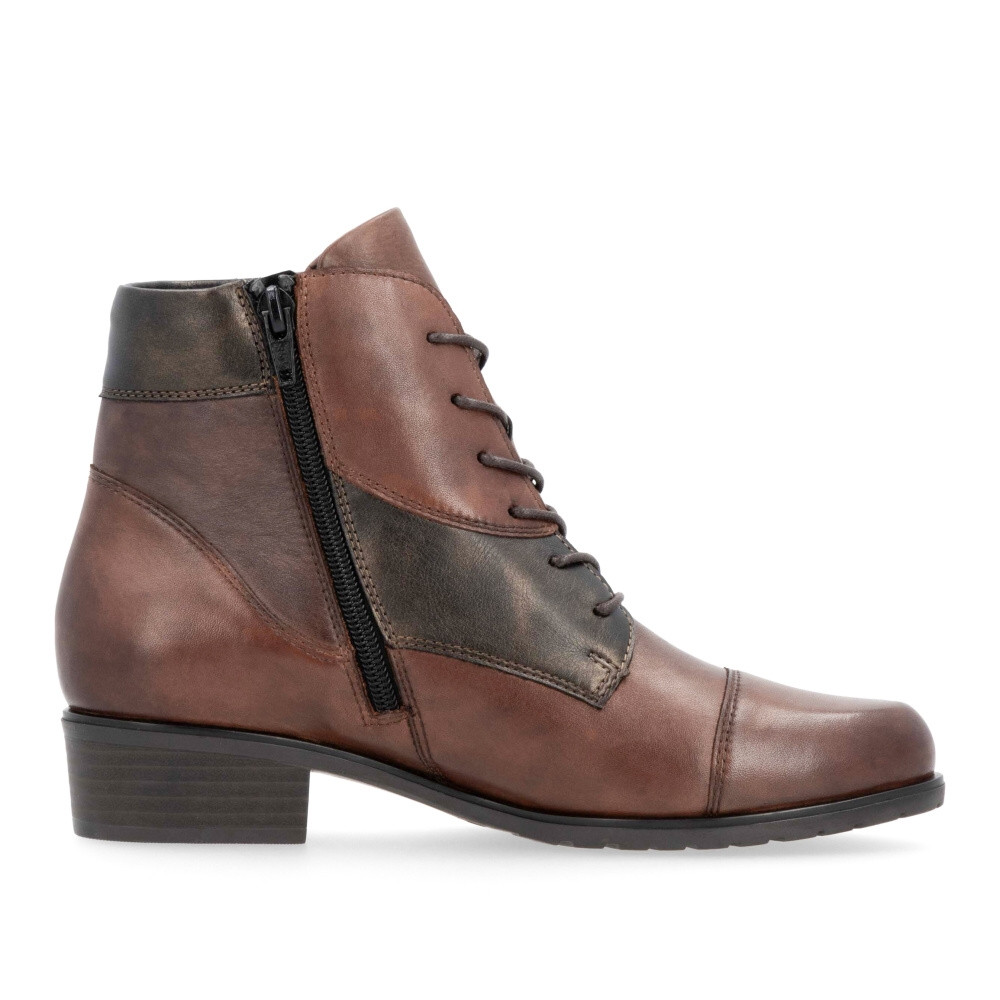 detail Dámská kotníková obuv REMONTE D6882-23 hnědá W4