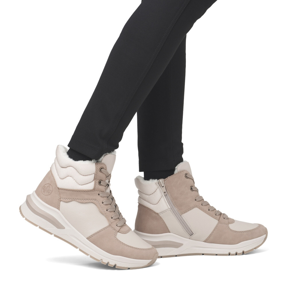 detail Dámská kotníková obuv RIEKER M6617-60 béžová W4