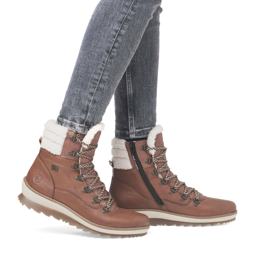 detail Dámská kotníková obuv REMONTE R8485-24 hnědá W4