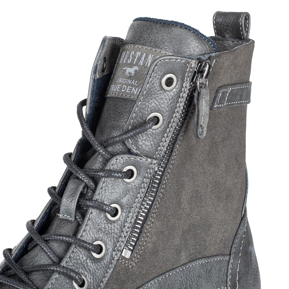 detail Pánská kotníková obuv MUSTANG 4157503-259 šedá W4
