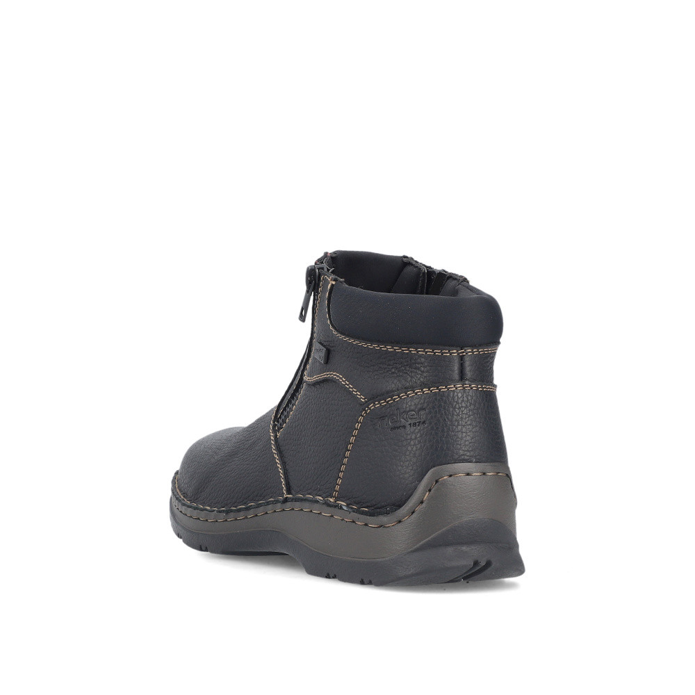 detail Pánská kotníková obuv RIEKER 05362-00 černá W5
