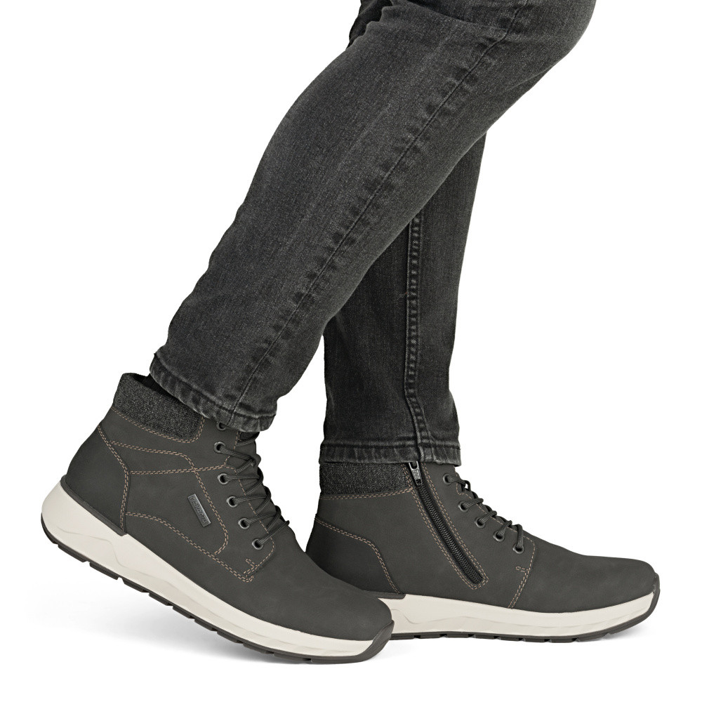 detail Pánská kotníková obuv RIEKER 11502-45 šedá W5