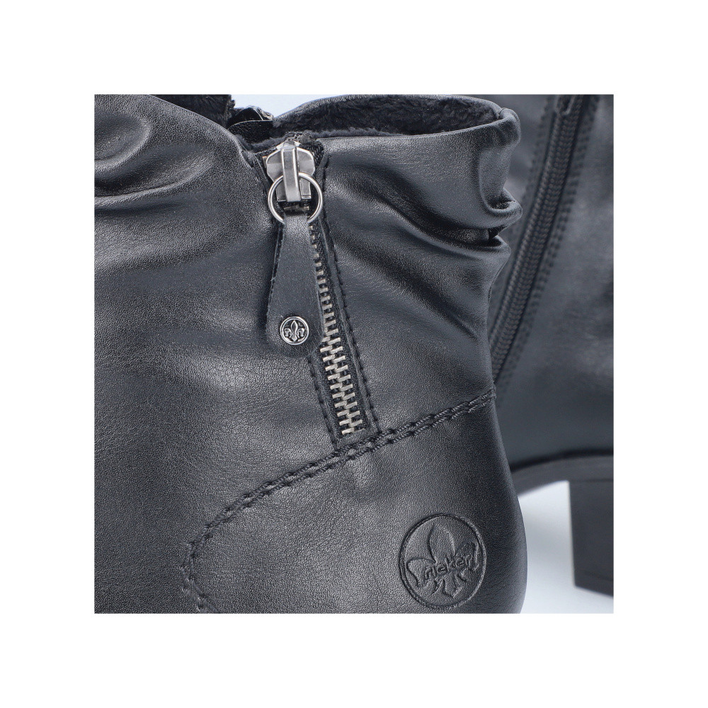 detail Dámská kotníková obuv RIEKER 73981-00 černá W5