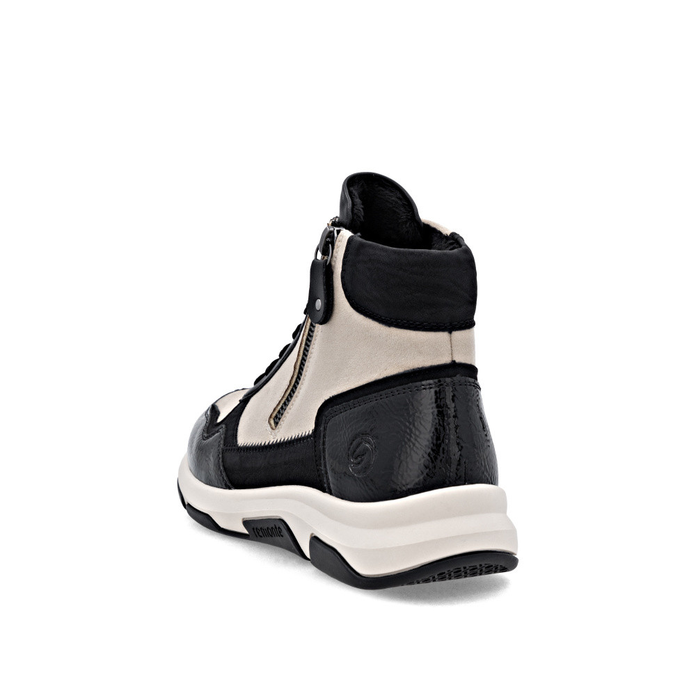 detail Dámská kotníková obuv REMONTE D1S70-04 černá W5