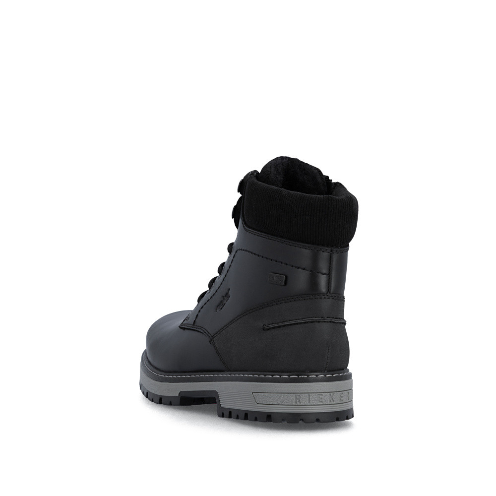 detail Pánská kotníková obuv RIEKER F8303-00 černá W5