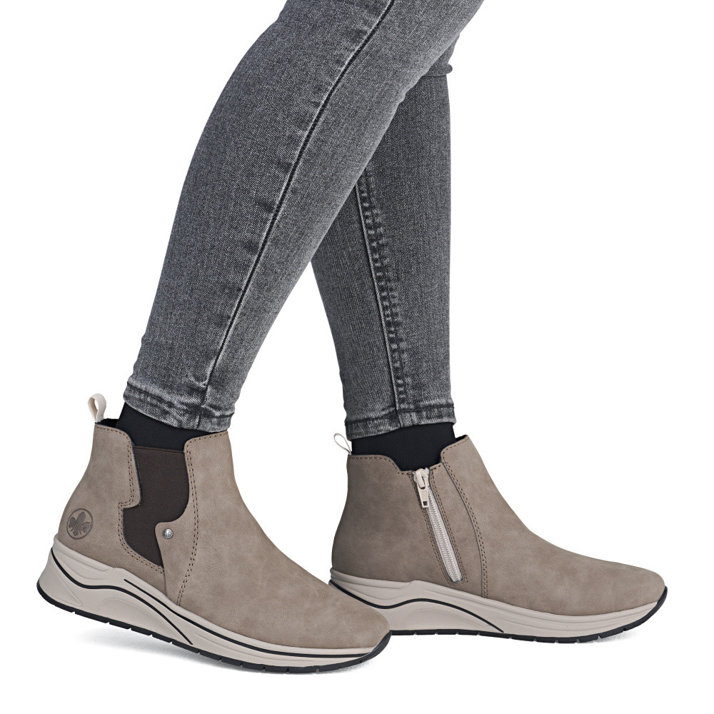 detail Dámská kotníková obuv RIEKER N9561-64 béžová W5