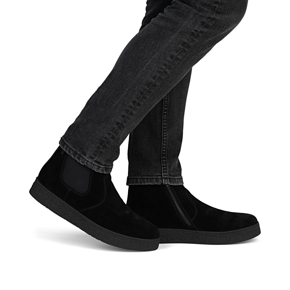 detail Pánská kotníková obuv RIEKER 31050-02 černá W5