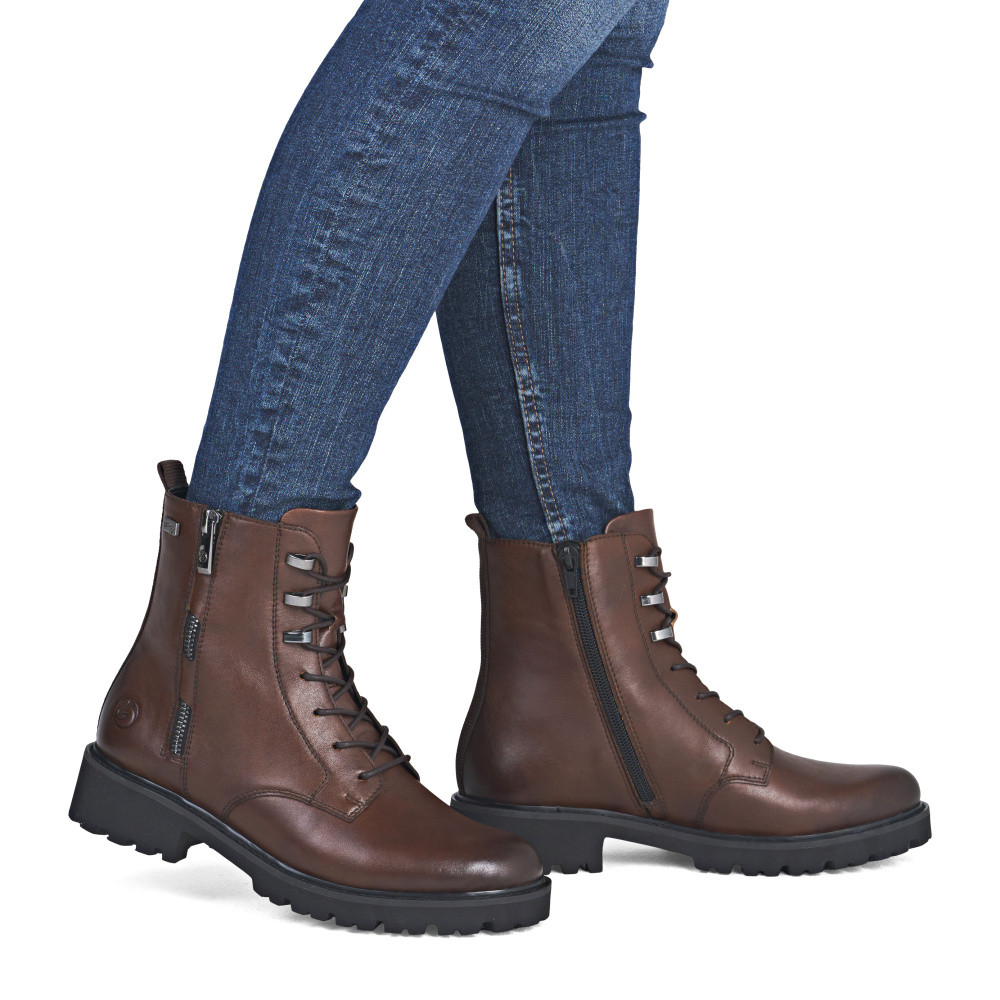 detail Dámská kotníková obuv REMONTE D8656-25 hnědá W5