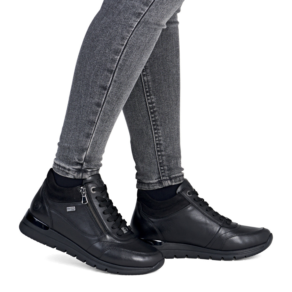 detail Dámská kotníková obuv REMONTE R6775-00 černá W5