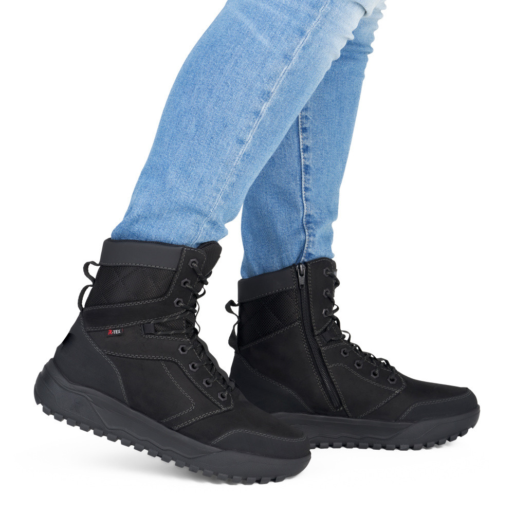 detail Pánská kotníková obuv RIEKER U1572-00 černá W5