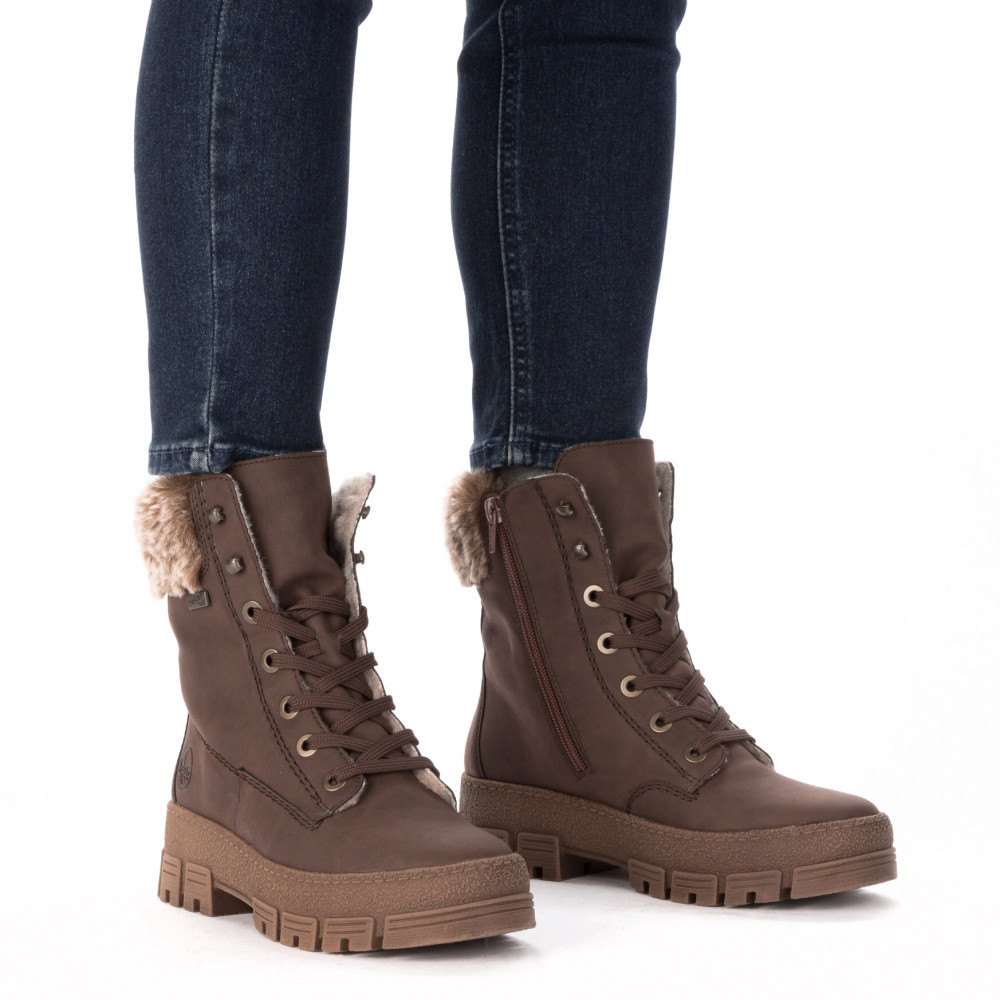 detail Dámská kotníková obuv RIEKER Y0230-24 hnědá W5