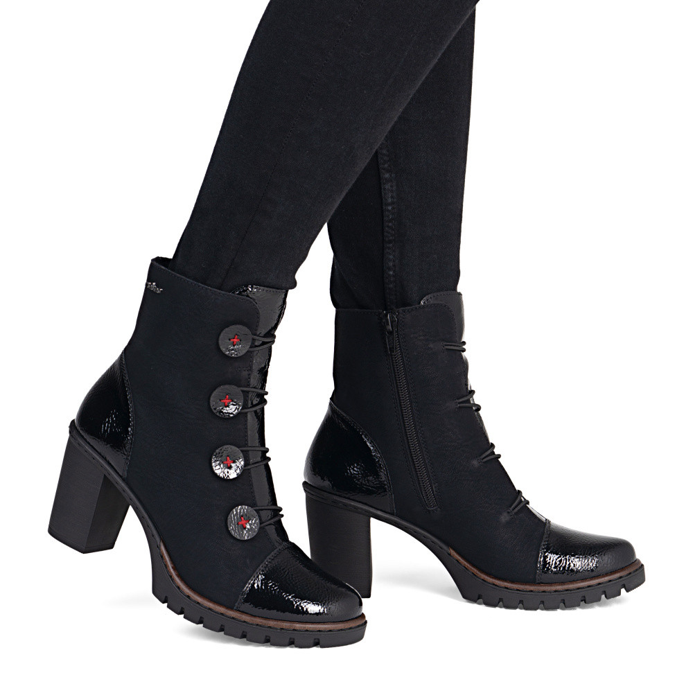 detail Dámská kotníková obuv RIEKER Y2576-00 černá W5