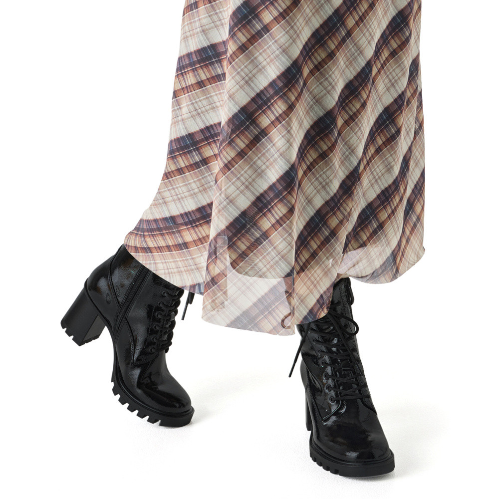 detail Dámská kotníková obuv TAMARIS 25132-45-018 černá W5