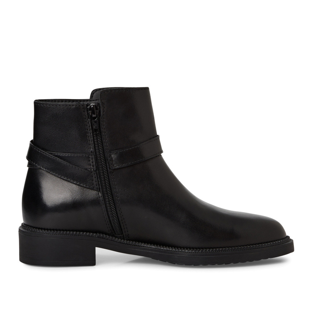 detail Dámská kotníková obuv TAMARIS 25303-45-001 černá W5