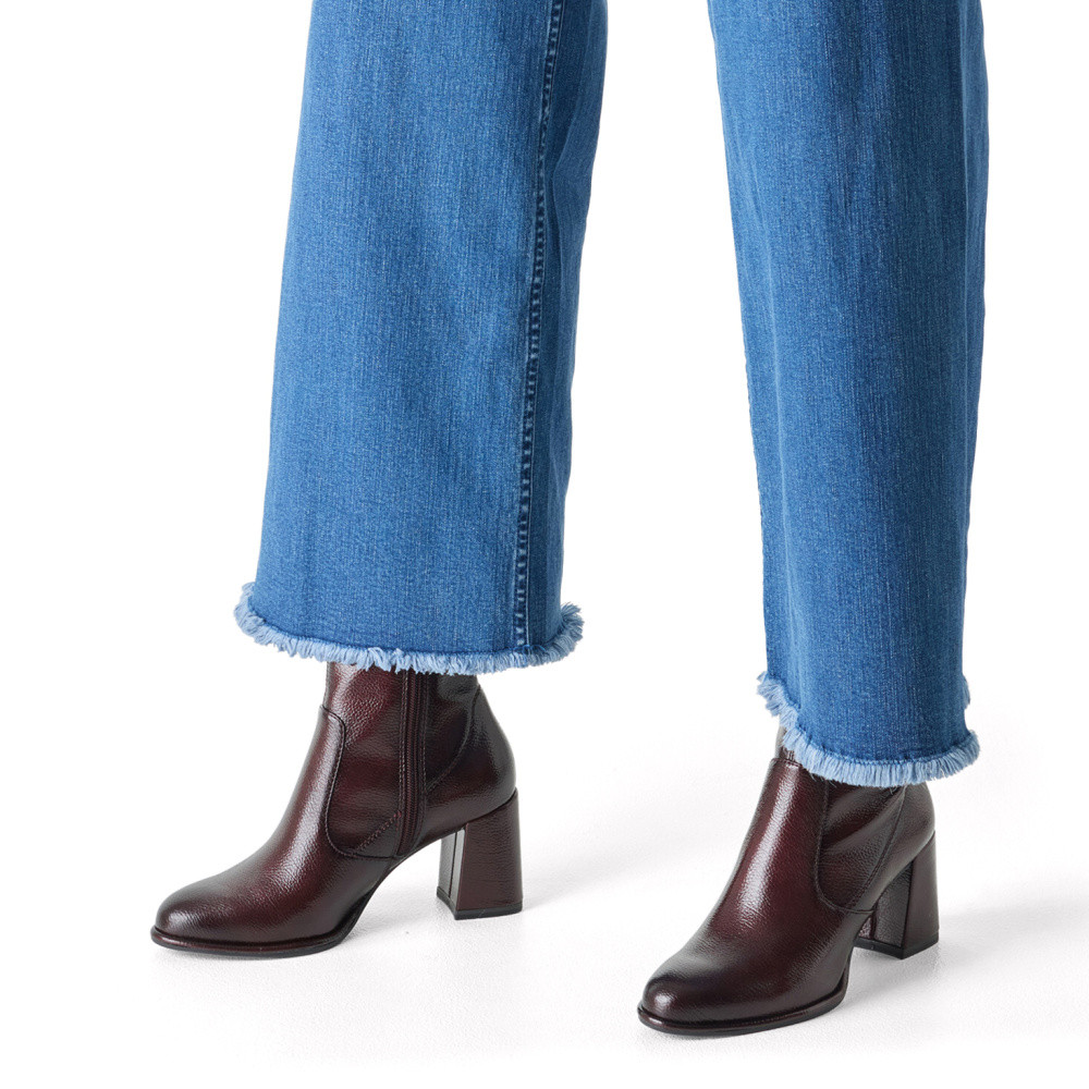 detail Dámská kotníková obuv TAMARIS 25357-41-568 červená W5