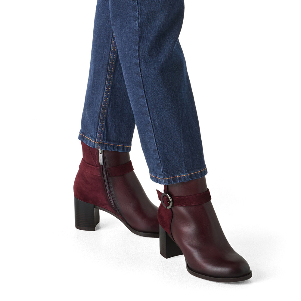 detail Dámská kotníková obuv TAMARIS 25363-45-537 červená W5