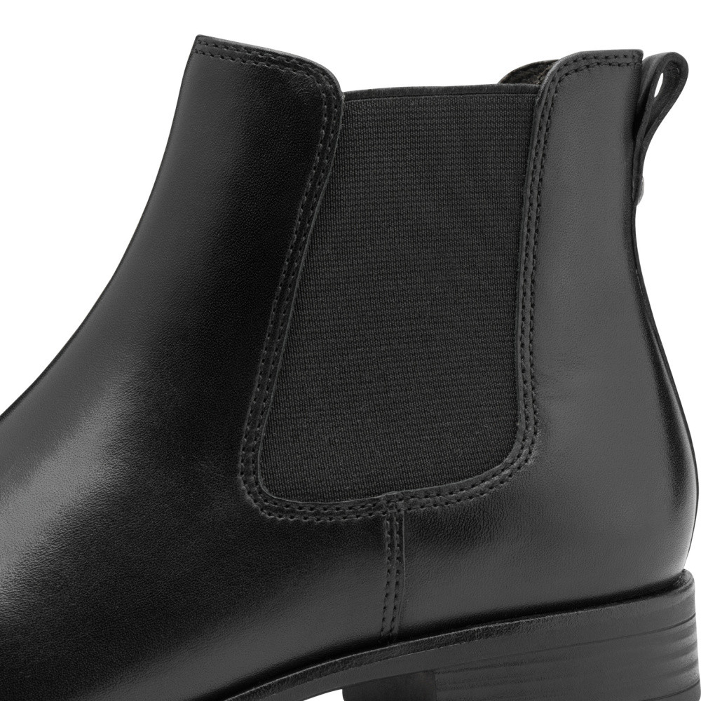 detail Dámská kotníková obuv TAMARIS 25377-45-001 černá W5