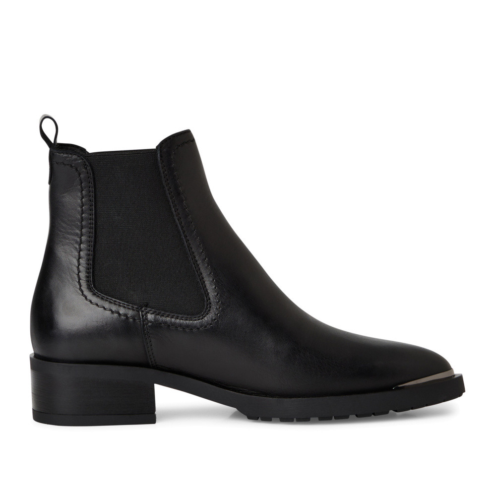 detail Dámská kotníková obuv TAMARIS 25322-45-003 černá W5