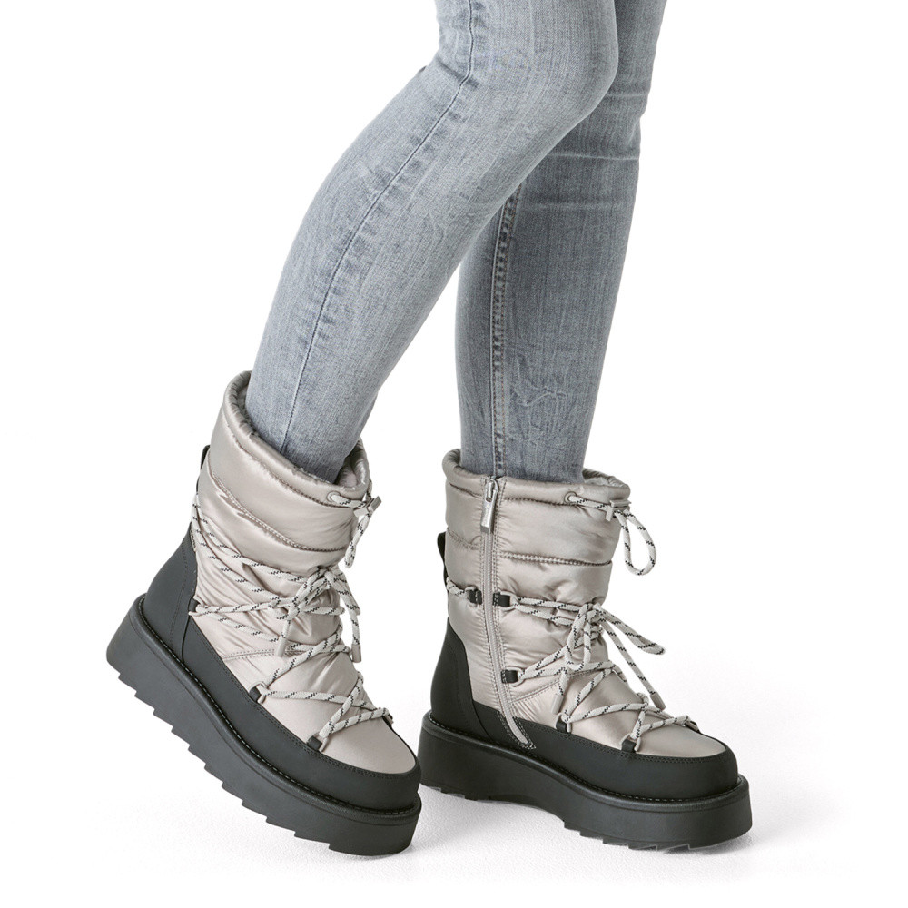 detail Dámská kotníková obuv TAMARIS 26836-41-094 černá W5