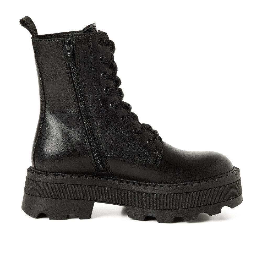 detail Dámská kotníková obuv TAMARIS 1-25238-47   BLACK 001   H/W6