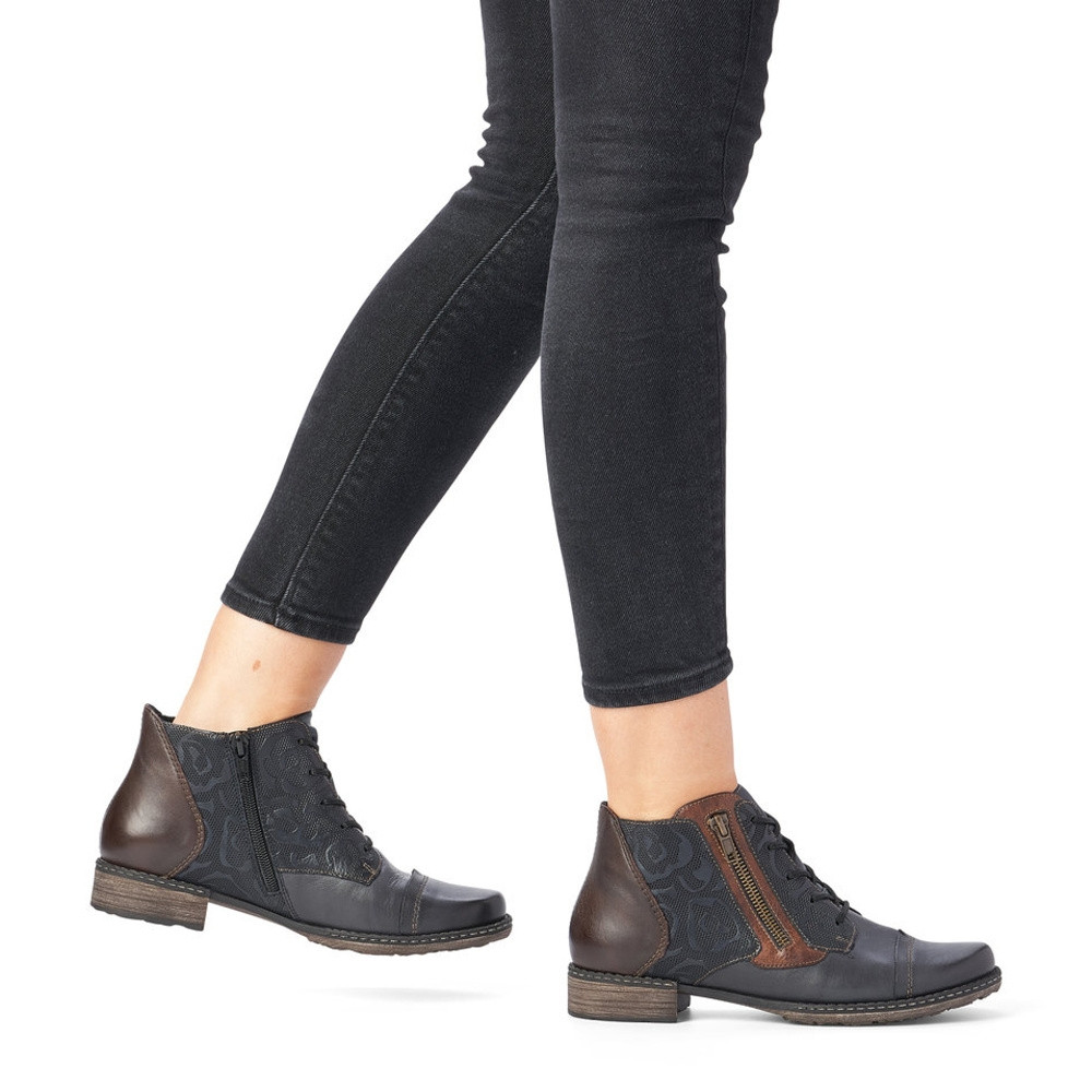 detail Dámská obuv REMONTE RIE-1036795-W0 modrá