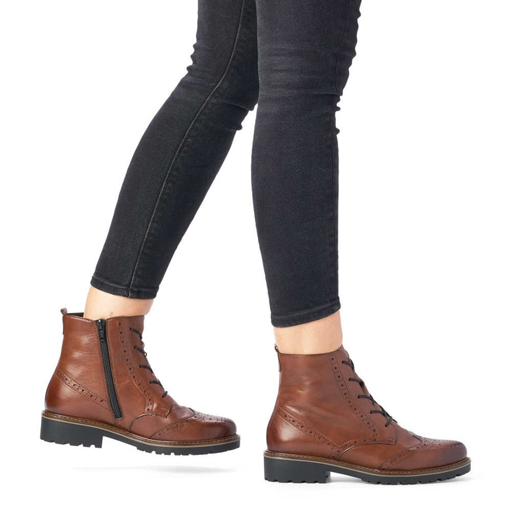 detail Dámská obuv REMONTE RIE-1036965-W1 hnědá