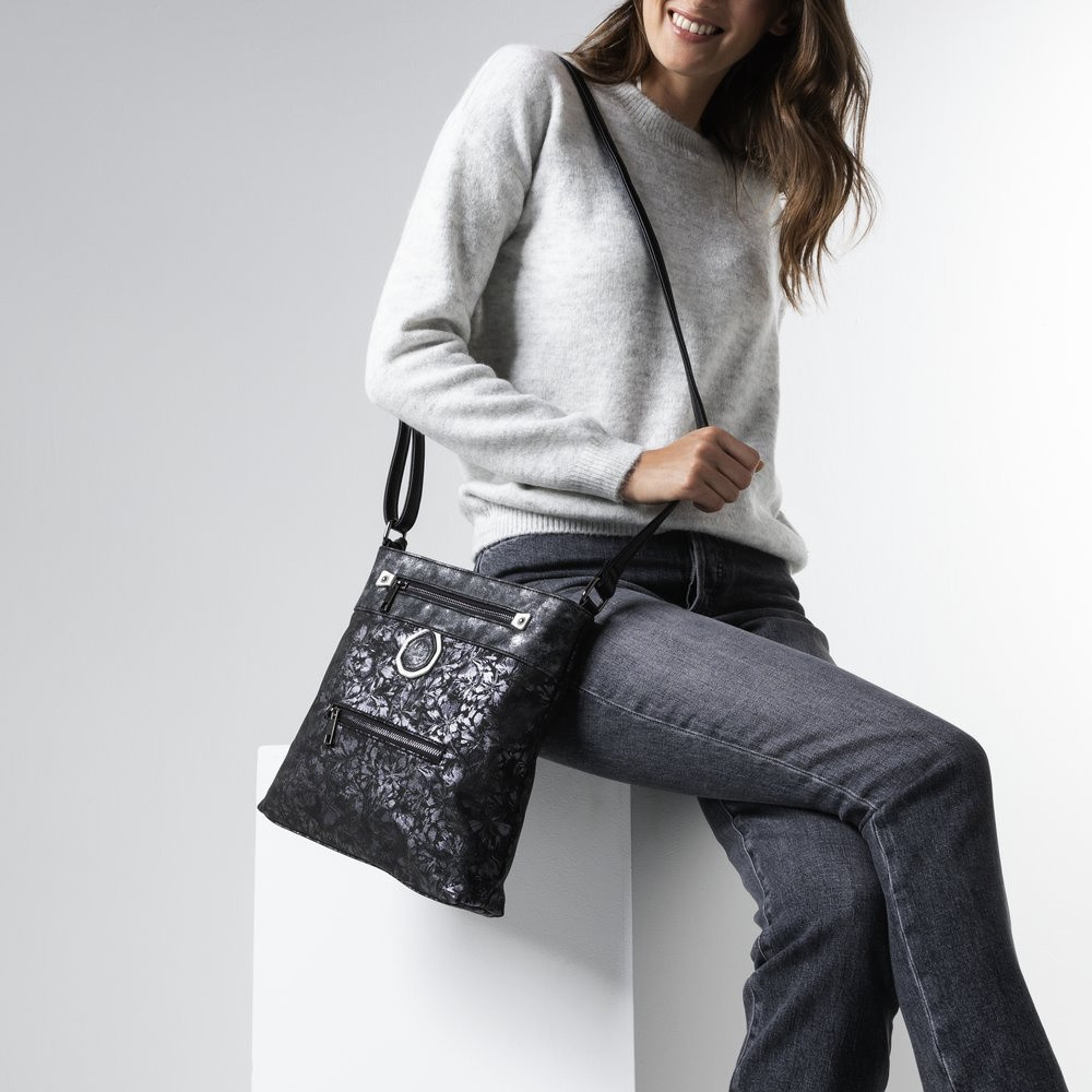 detail Dámská kabelka RIEKER RIE-20100031-W0 černá