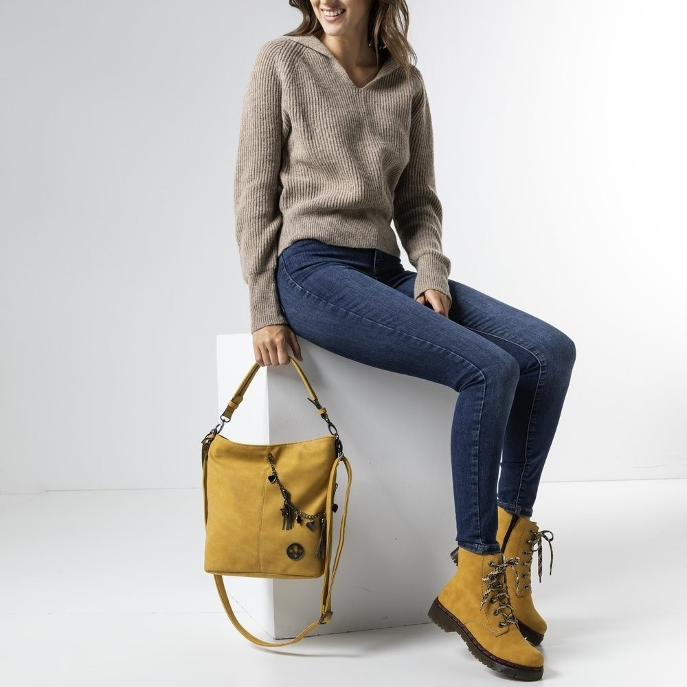 detail Dámská kabelka RIEKER RIE-20100036-W0 žlutá