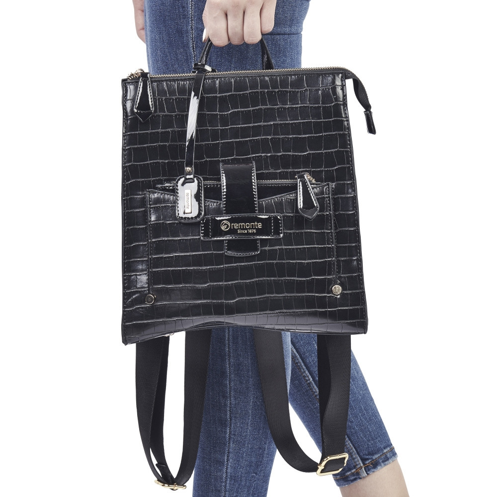 detail Dámský batoh REMONTE RIE-20101029-W0 černá