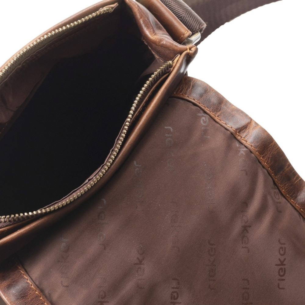 detail Pánska taška RIEKER 8004 hnedá S5