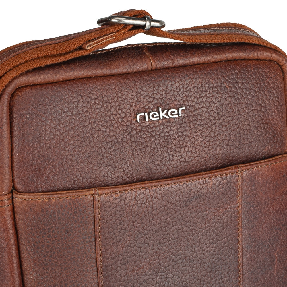 detail Pánská taška RIEKER 9005 hnědá S5