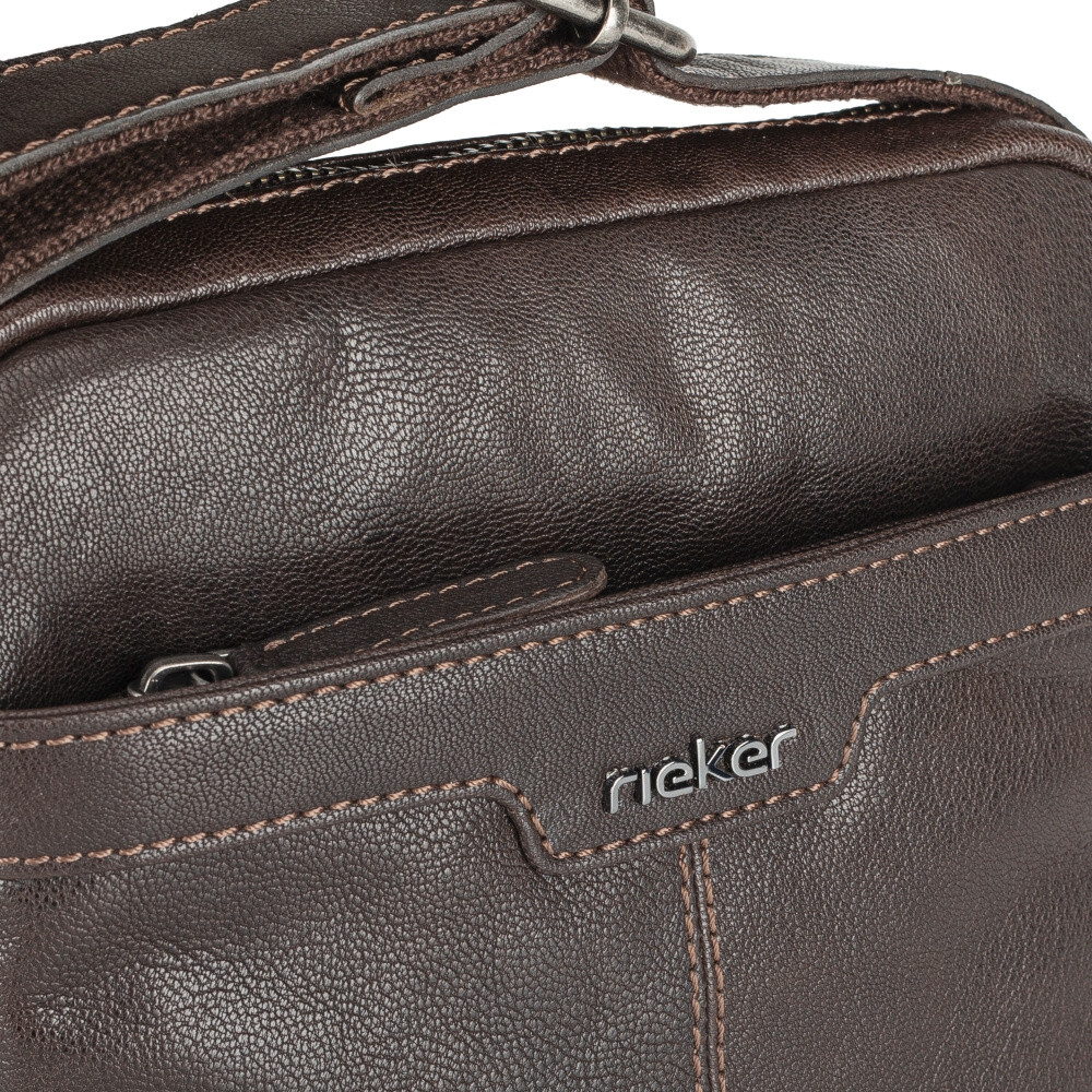 detail Pánská taška RIEKER 9008 hnědá S6