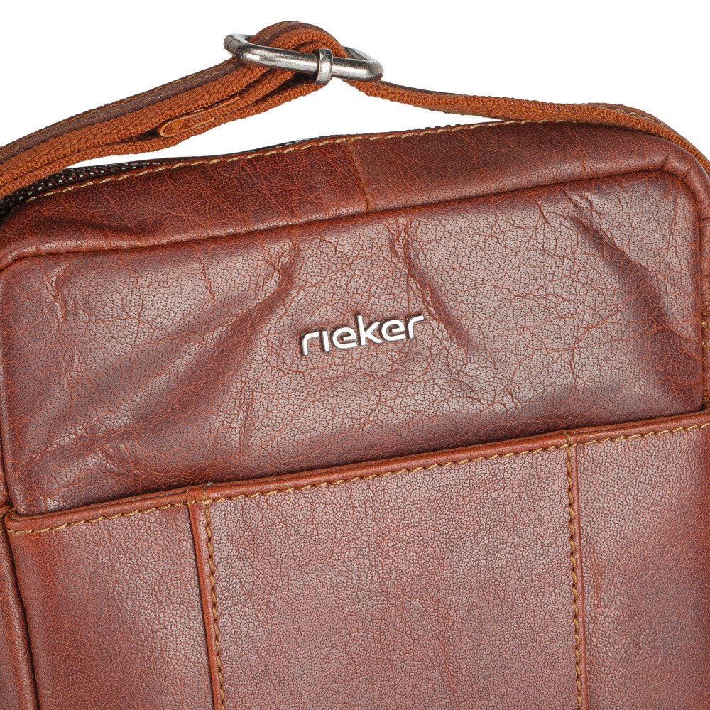 detail Pánská taška RIEKER 8053 hnědá S5