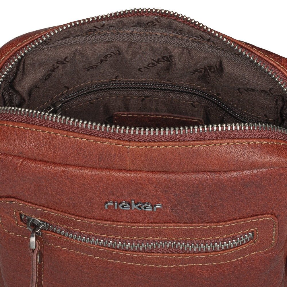 detail Pánská taška RIEKER 8052 hnědá W5