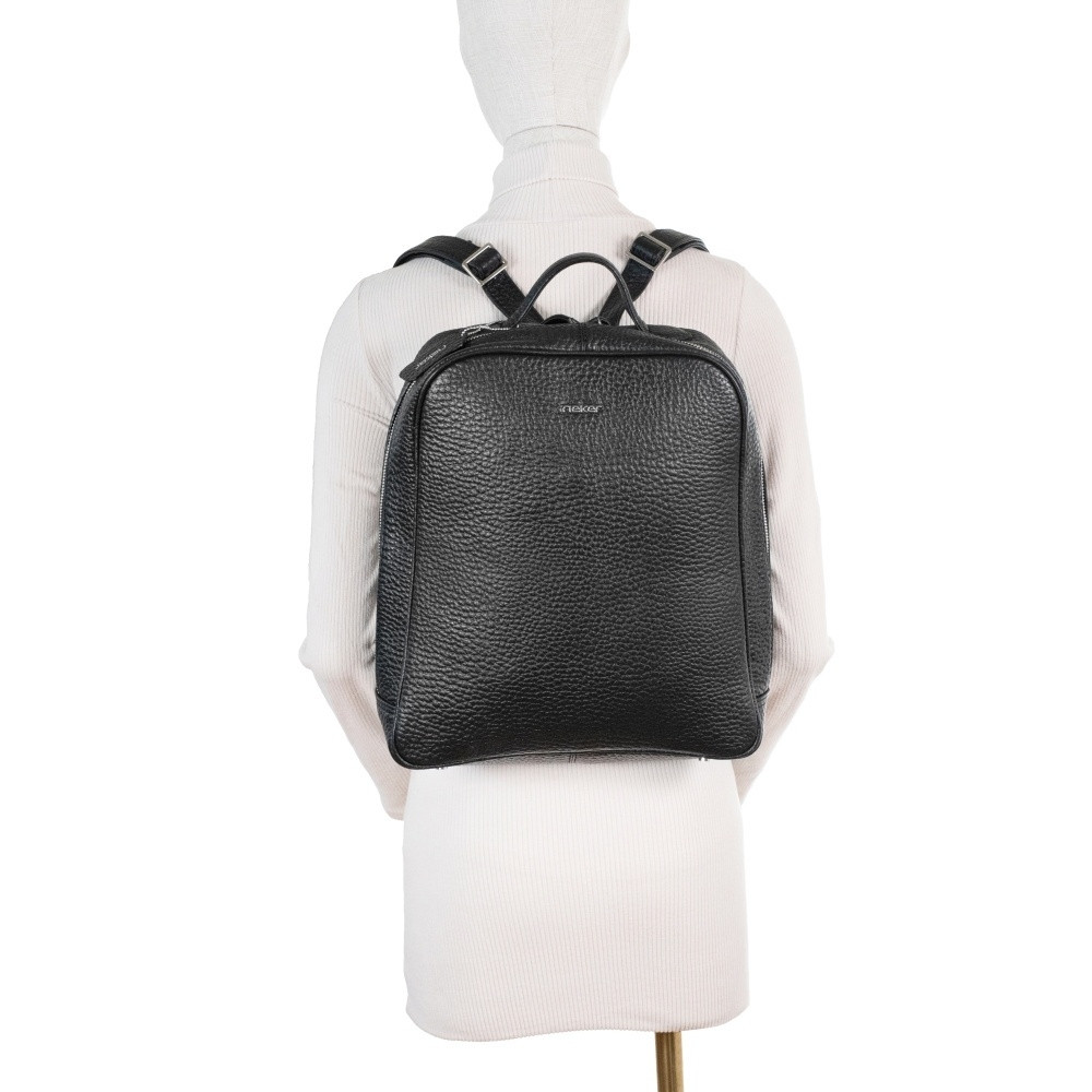 detail Dámský batoh RIEKER W162 černá W5