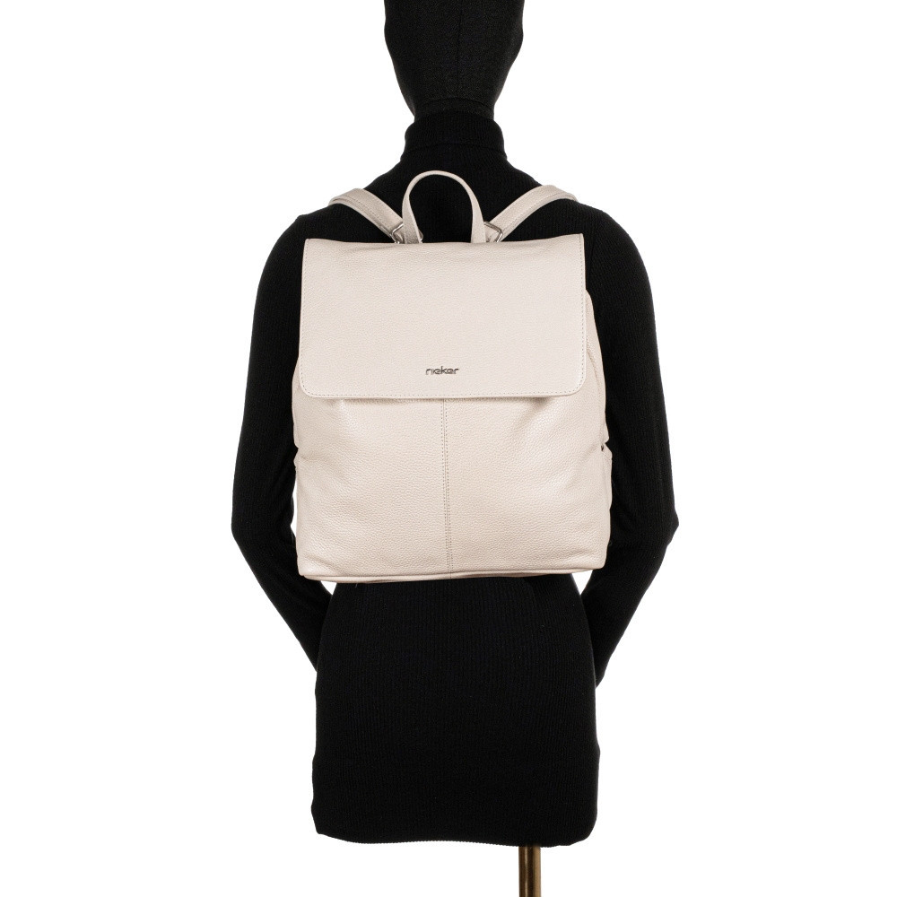 detail Dámský batoh RIEKER W165 béžová W5