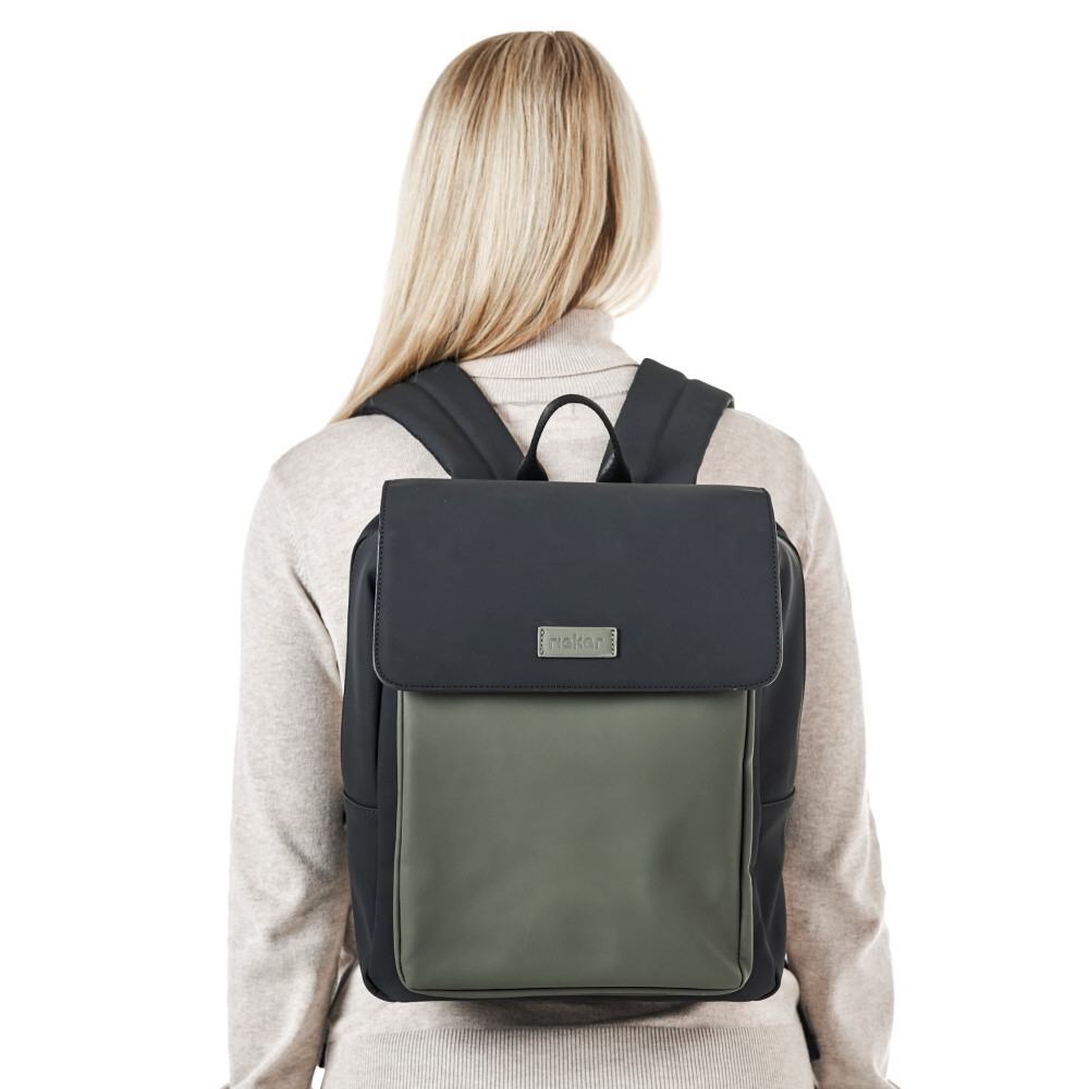 detail Dámský batoh RIEKER H1649-54 černá W4