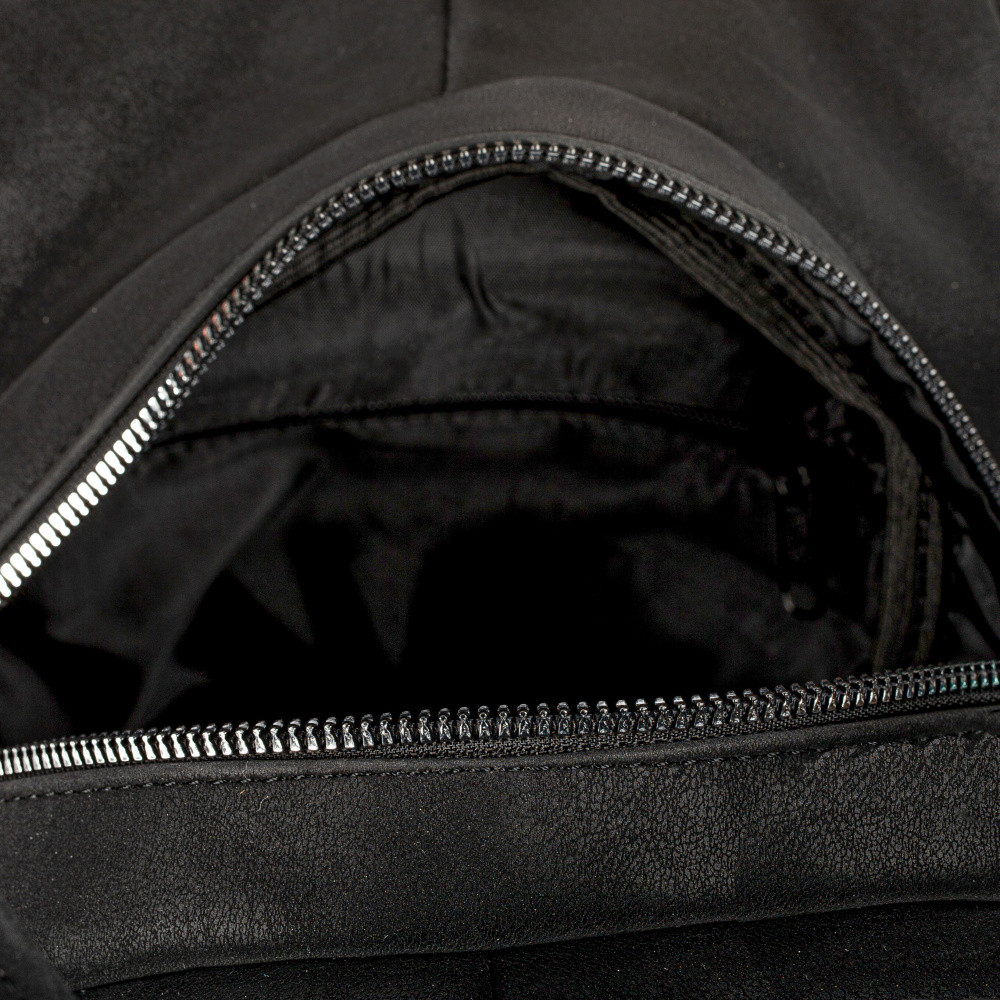 detail Dámský batoh RIEKER C2112-154-KWT černá W4