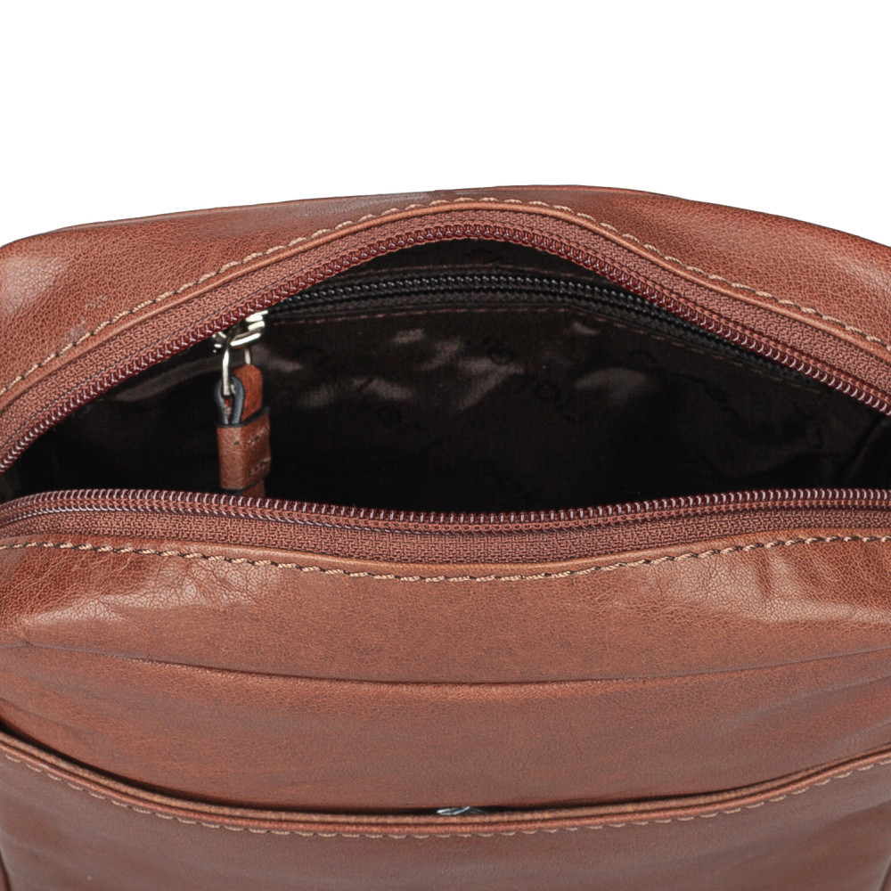 detail Pánská taška RIEKER 9025 hnědá S5