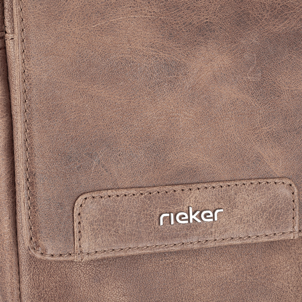 detail Pánská taška RIEKER 9033 hnědá S5