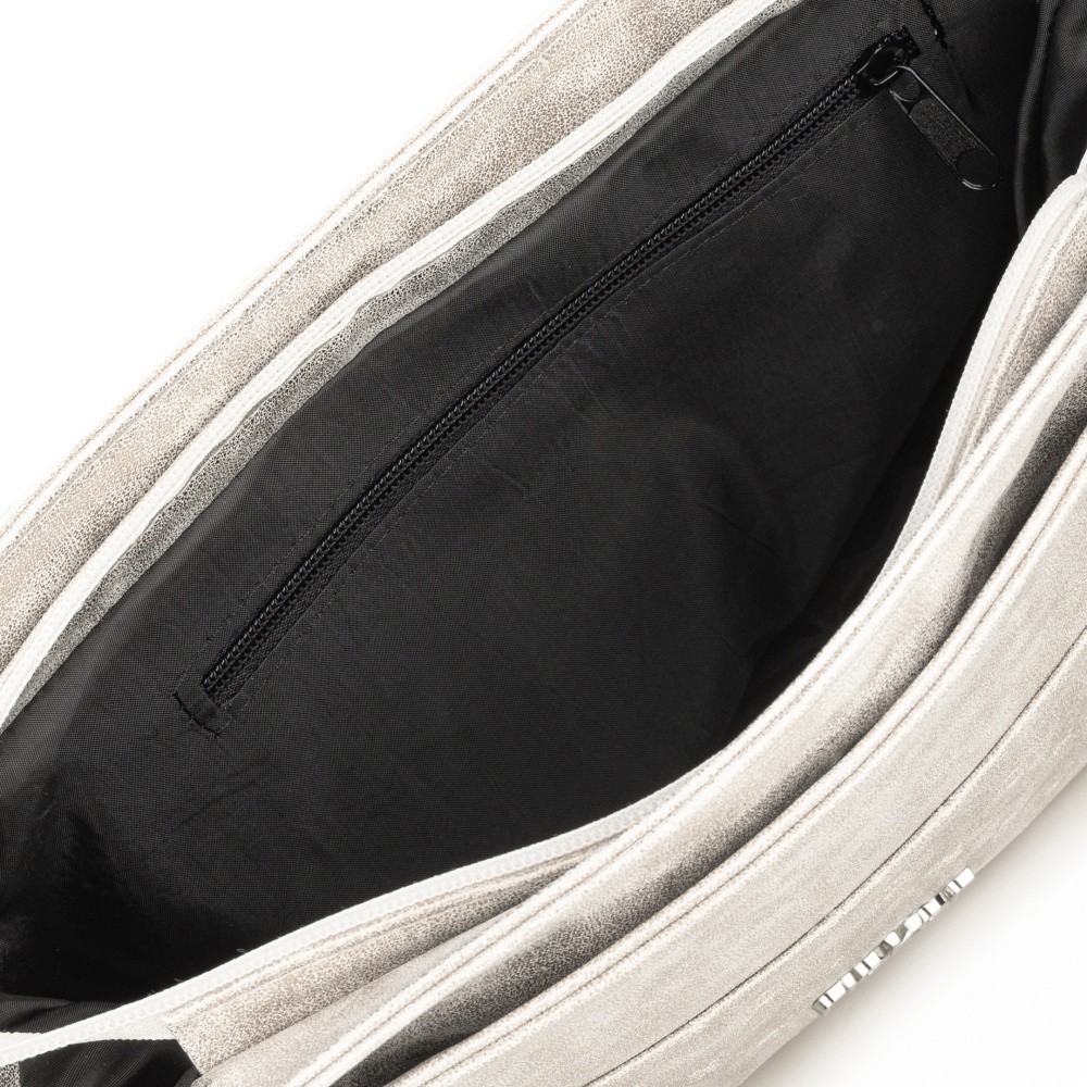 detail Dámská kabelka RIEKER C2423-065-T17 zlatá S5