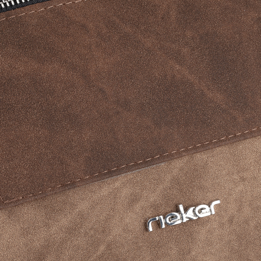 detail Dámská kabelka RIEKER C2510-200/3-200/10 hnědá S5