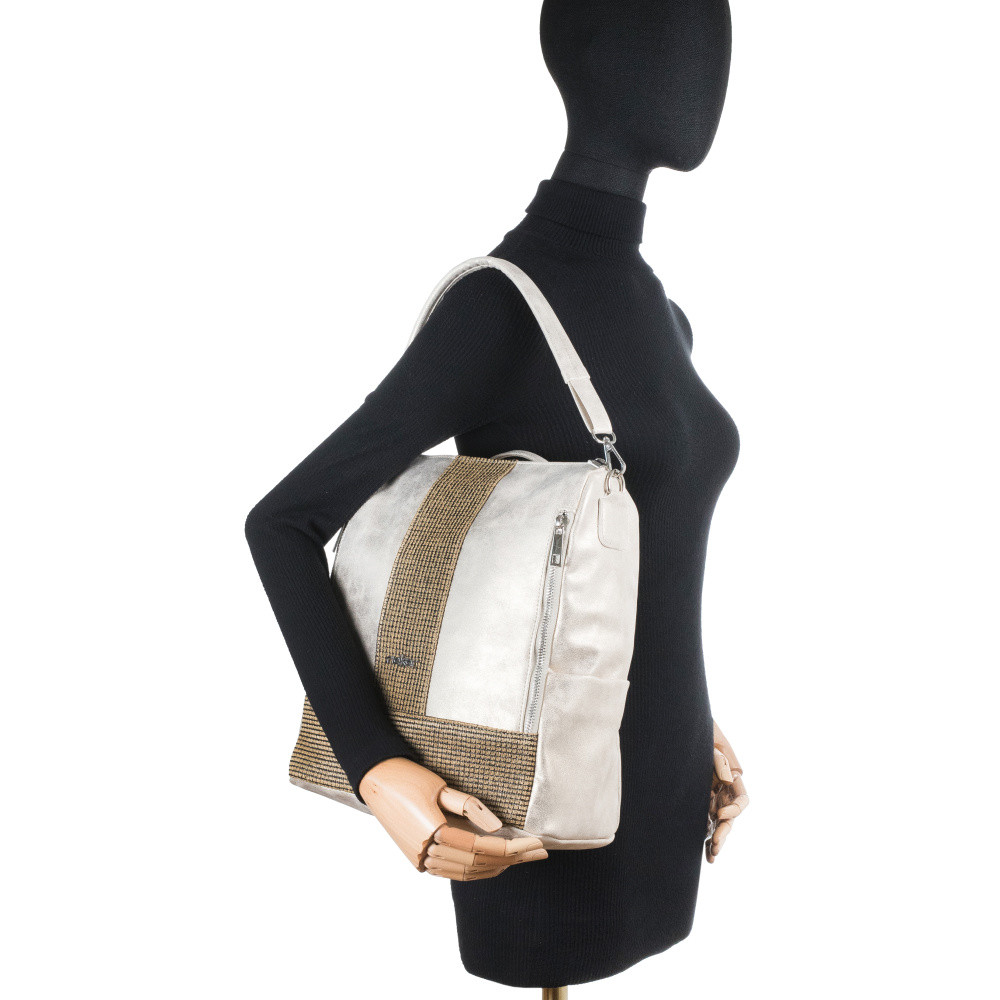 detail Dámský batoh RIEKER C2415-065-148 zlatá S5