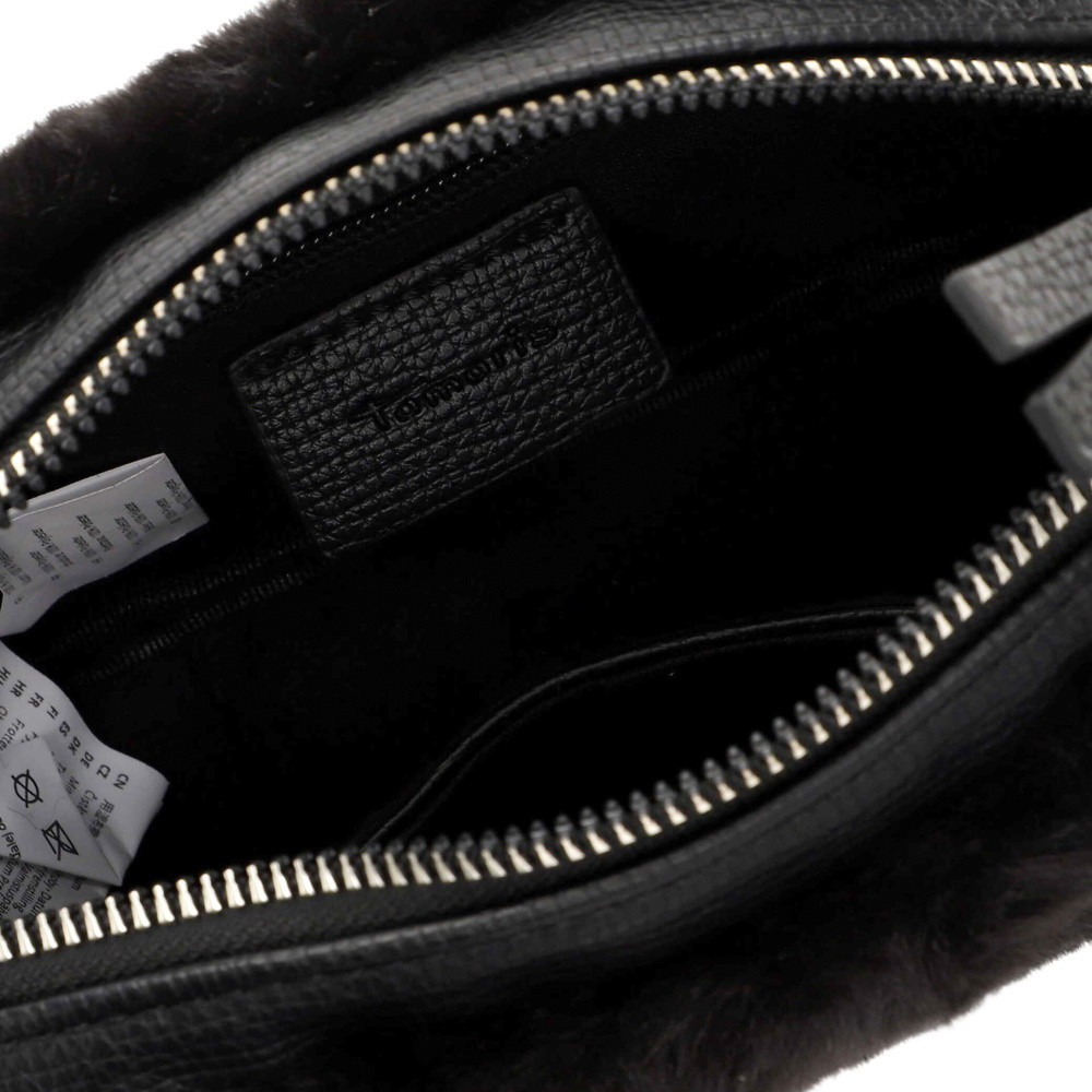 detail Dámská kabelka TAMARIS 33860-100 černá W5