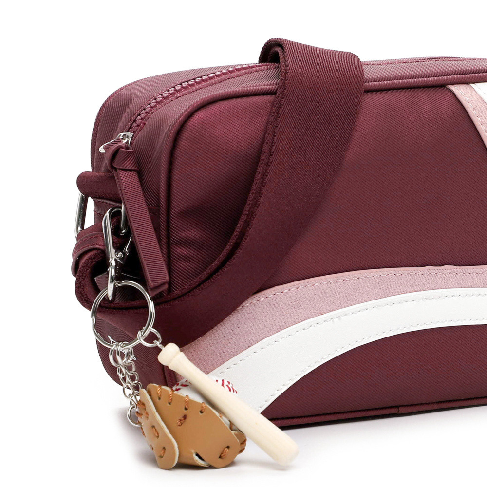 detail Dámská kabelka TAMARIS 34020-600 červená W5