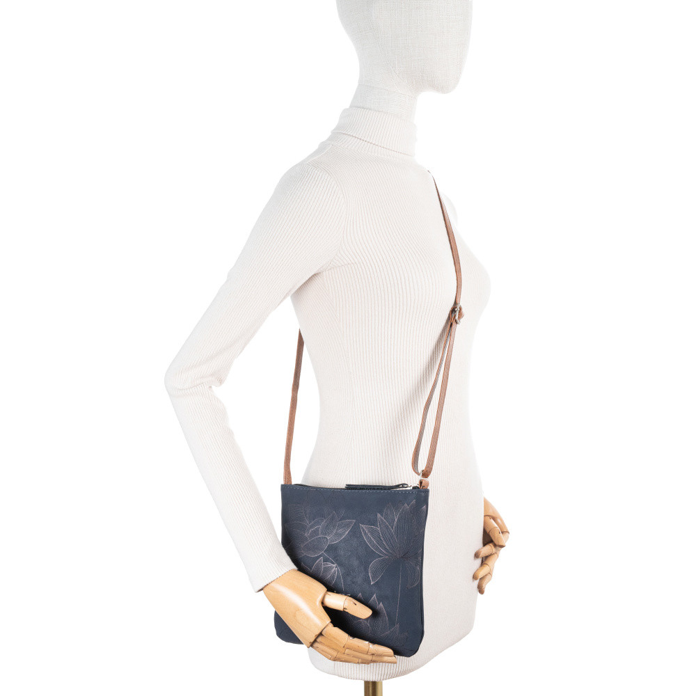 detail Dámská kabelka RIEKER C2538-153-152/20-KWT modrá W5