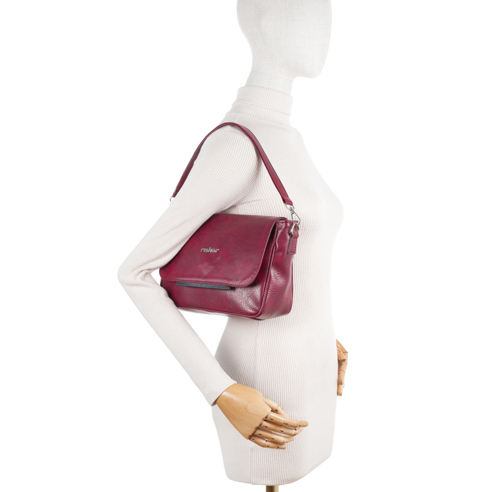 detail Dámská kabelka RIEKER C2438-199/25-167/31 červená W5