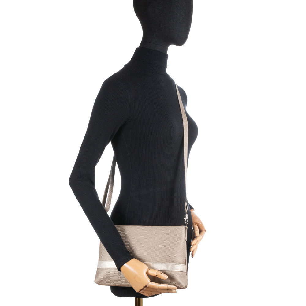 detail Dámská kabelka RIEKER C2537-1023/4-065 zlatá W5