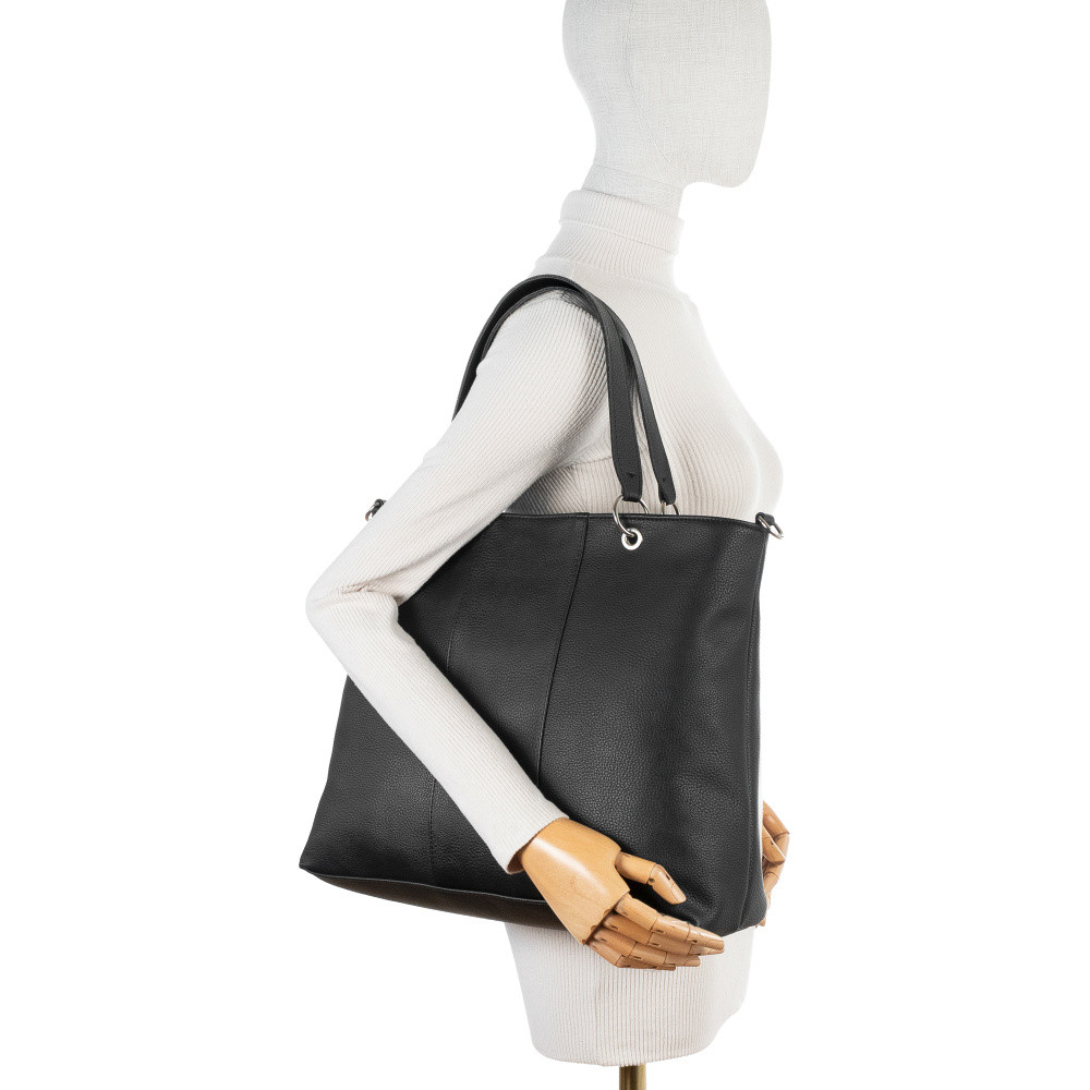 detail Dámská kabelka RIEKER C2403-029 černá W5