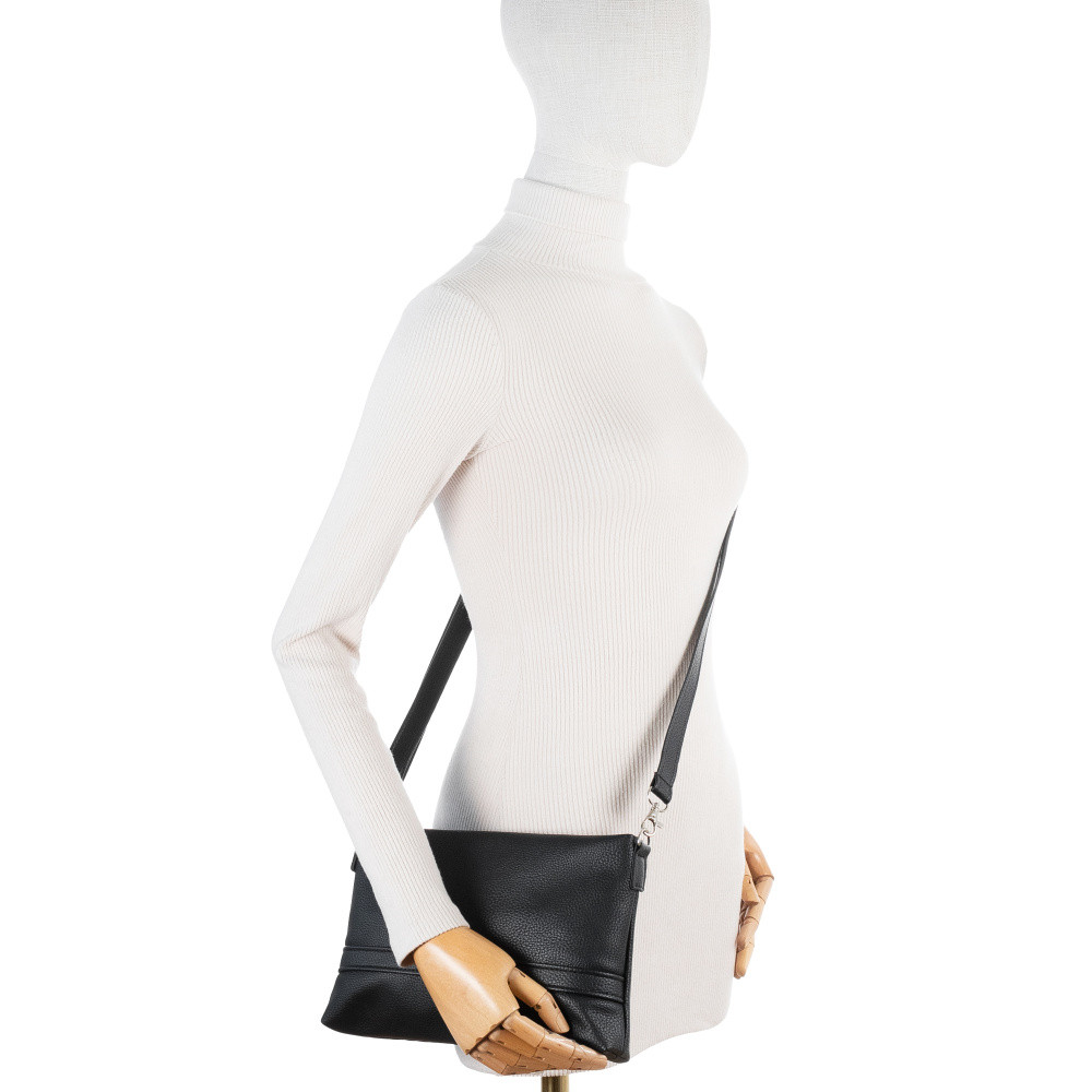 detail Dámská kabelka RIEKER C2537-029 černá W5